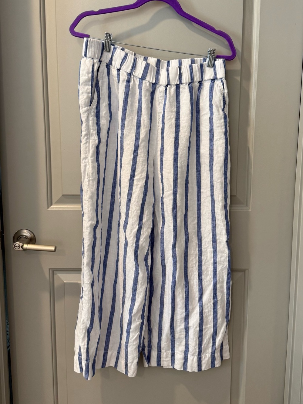 Womens Tommy Bahama Linen Wide-Leg Pants with Blue Stripes.  Size M